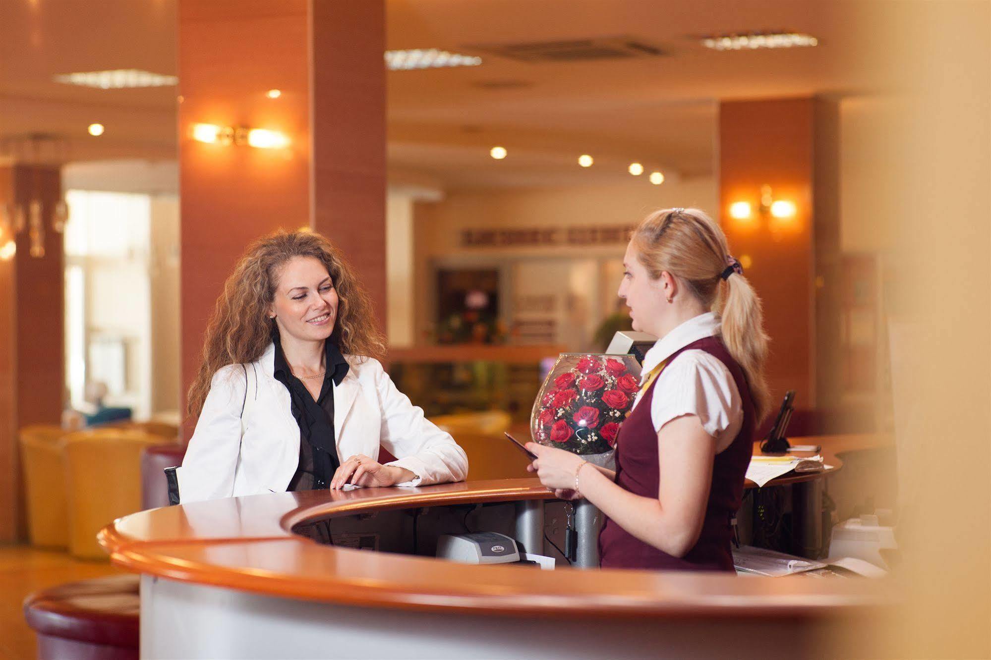 Amaks Congress Hotel Belgorod Extérieur photo